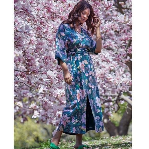 ELOQUII 18 / 20 Slit Front floral Print Sequin Maxi Dress - Picture 5 of 15